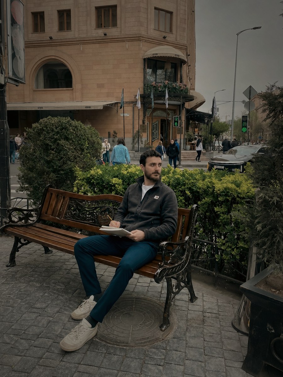 Ulaş Akpınar - Karakalem Sanatçısı